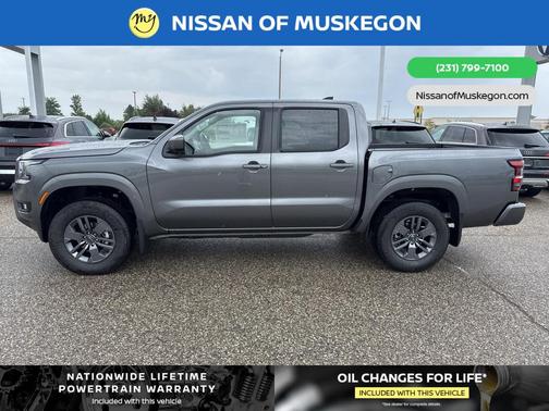 2025 Nissan Frontier SV