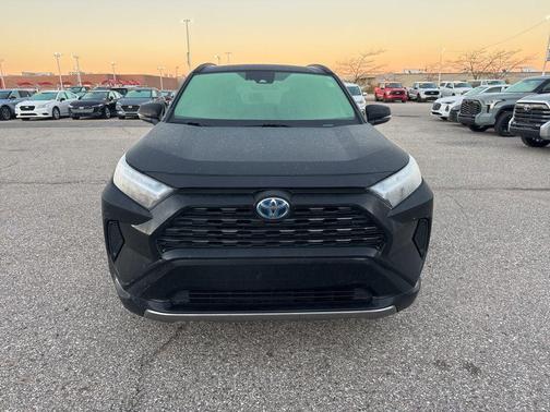 2024 Toyota RAV4 Hybrid SE