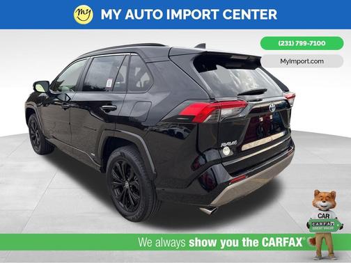 2024 Toyota RAV4 Hybrid SE