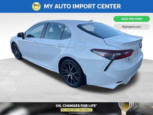 2023 Toyota Camry SE