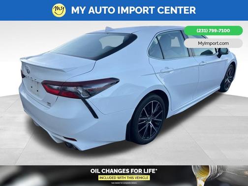 2023 Toyota Camry SE