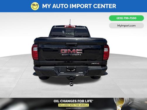 Onyx Black 2025 GMC Canyon AT4