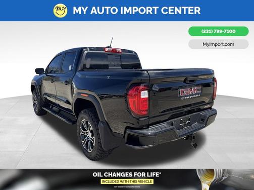 Onyx Black 2025 GMC Canyon AT4