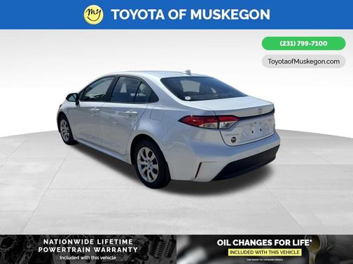Pearl 2026 Toyota Corolla LE