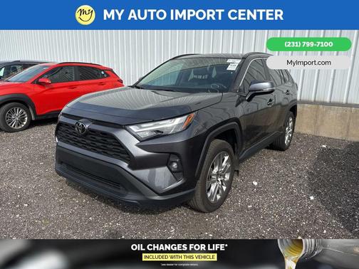 2024 Toyota RAV4 XLE Premium