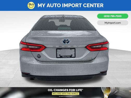 2023 Toyota Camry Hybrid XLE