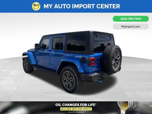 Hydro Blue Pearl Coat 2023 Jeep Wrangler 4xe Sahara