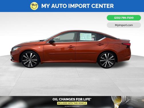 2021 Nissan Altima 2.0 SR