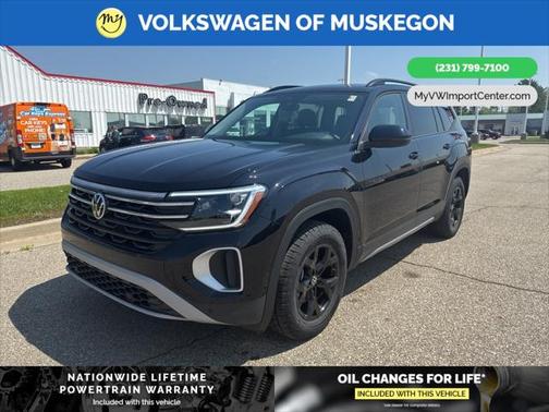 2025 Volkswagen Atlas 2.0T SE