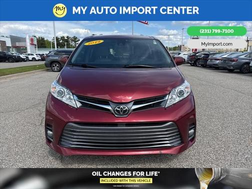 2019 Toyota Sienna XLE