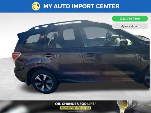 Dark Gray Metallic 2017 Subaru Forester 2.5i Premium