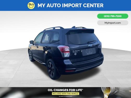 Dark Gray Metallic 2017 Subaru Forester 2.5i Premium