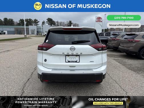 2025 Nissan Rogue SV