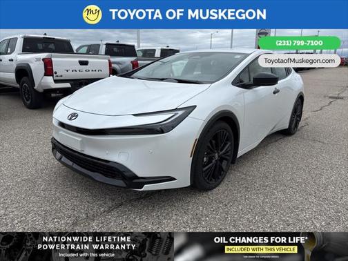 2025 Toyota Prius L