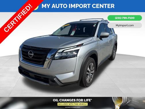 2024 Nissan Pathfinder SL