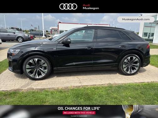 2025 Audi Q8 55 Premium Plus