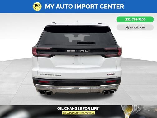 2024 GMC Acadia Denali