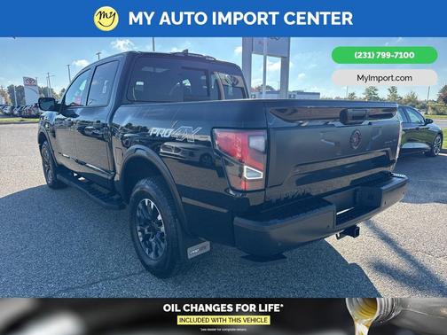 2024 Nissan Titan PRO-4X