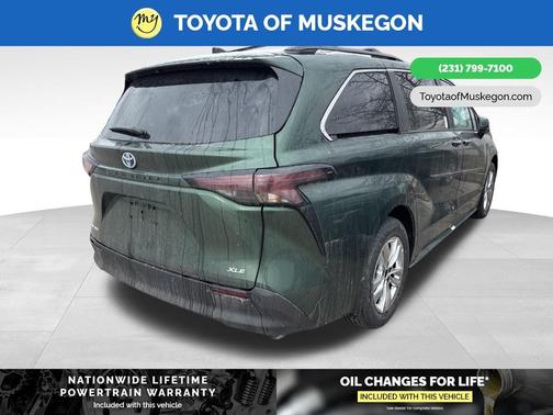 2025 Toyota Sienna XLE