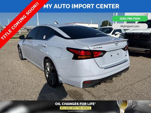 2023 Nissan Altima 2.0 SR