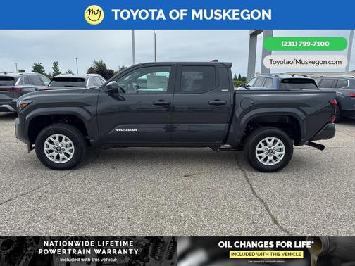 2025 Toyota Tacoma SR5