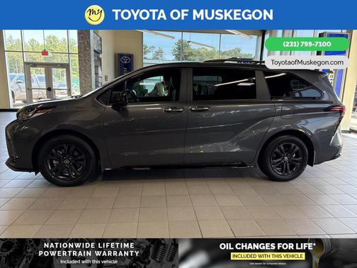 2025 Toyota Sienna XSE 7 Passenger