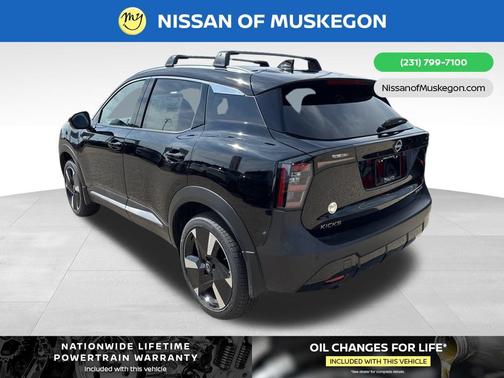 2025 Nissan Kicks SR