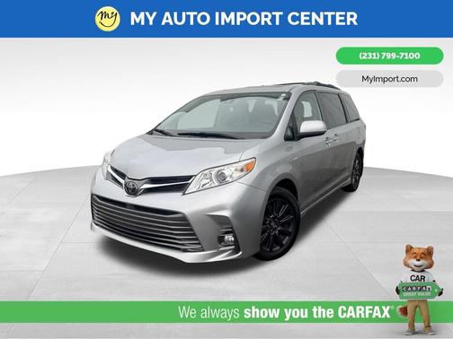 Celestial Silver Metallic 2020 Toyota Sienna XLE Premium