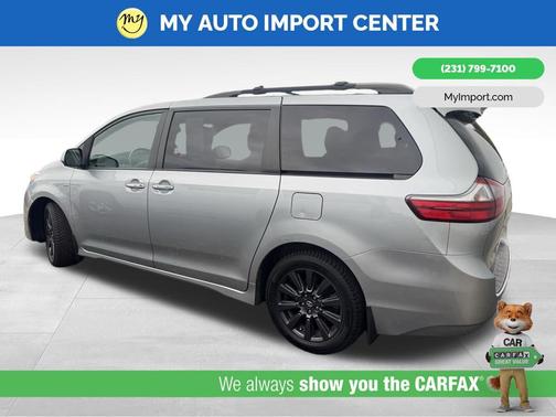 Celestial Silver Metallic 2020 Toyota Sienna XLE Premium