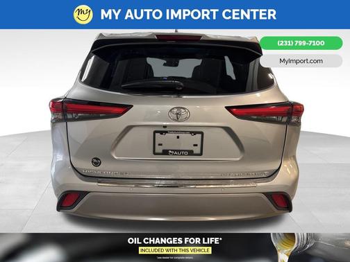 2022 Toyota Highlander Platinum