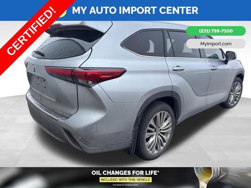 2022 Toyota Highlander Platinum