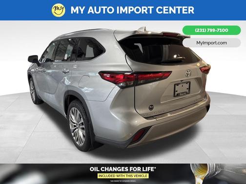 2022 Toyota Highlander Platinum