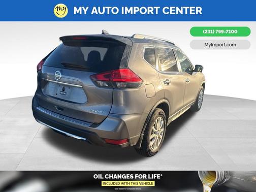 2017 Nissan Rogue SV