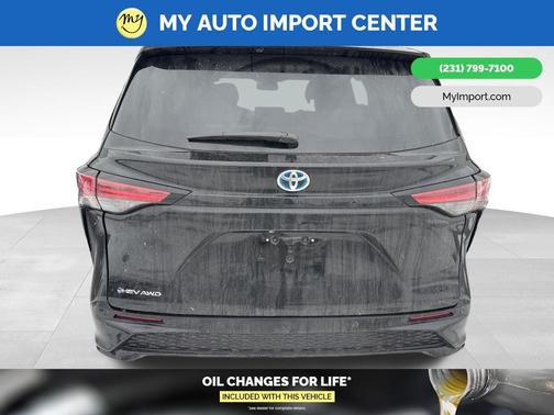 2025 Toyota Sienna XSE 7 Passenger