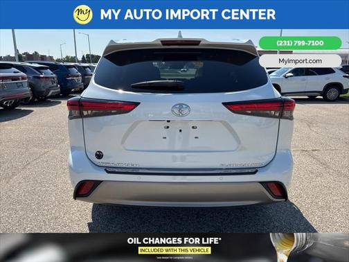 2022 Toyota Highlander Platinum