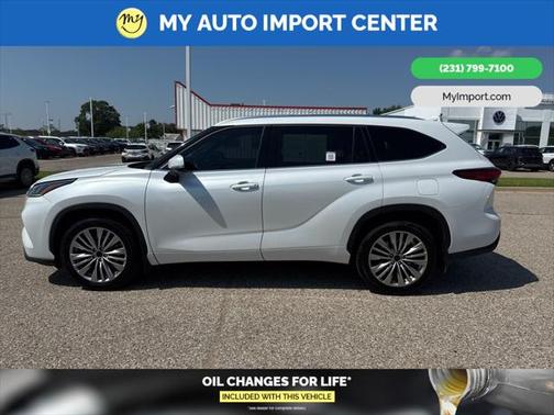 2022 Toyota Highlander Platinum