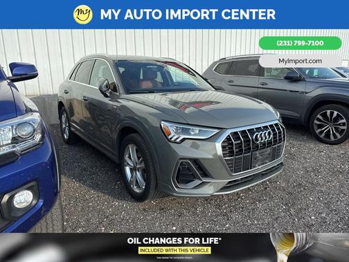 2022 Audi Q3 Premium Plus