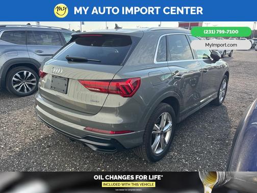 2022 Audi Q3 Premium Plus