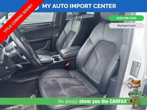 2018 Porsche Macan Base