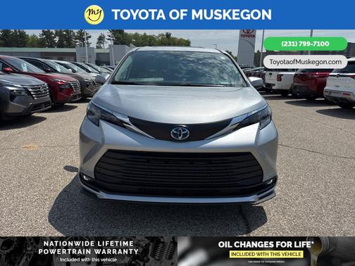 2025 Toyota Sienna XLE 7 Passenger