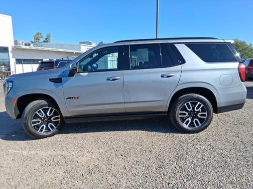 Sterling 2023 GMC Yukon AT4