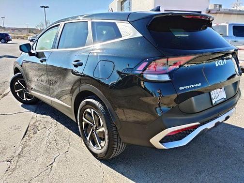 2023 Kia Sportage Hybrid LX