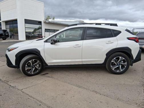Crystal White Pearl 2025 Subaru Crosstrek Premium