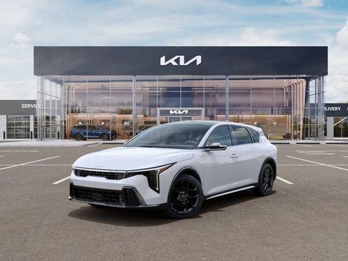 Snow White Pearl 2026 Kia K4 GT-LINE