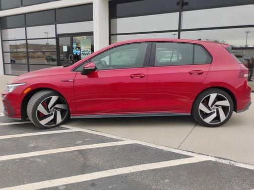 2023 Volkswagen Golf GTI 2.0T SE