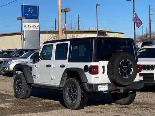 Bright White Clearcoat 2024 Jeep Wrangler 4xe Rubicon