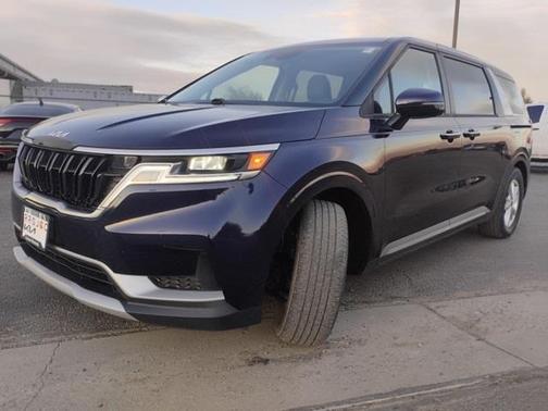 2023 Kia Carnival LX