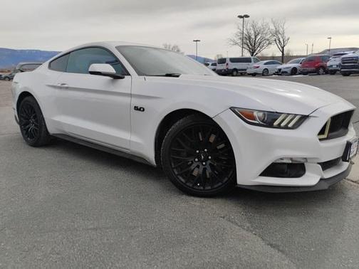 2017 Ford Mustang GT Premium