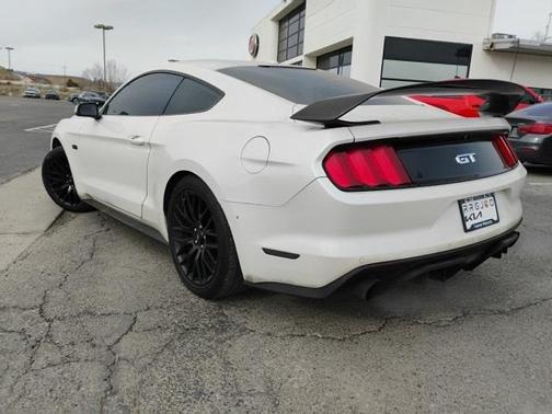2017 Ford Mustang GT Premium