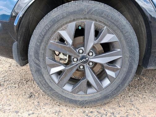 Blue 2023 Kia Sportage Hybrid SX-Prestige